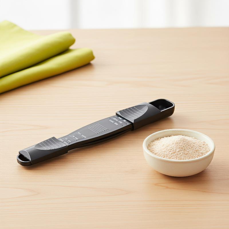 Meal Prep Easy - 両面調整可能な計量スプーン 正確なグラム・ミリリットル測定 読みやすい目盛り付き ベーキングや食事の準備に便利なキッチンツール