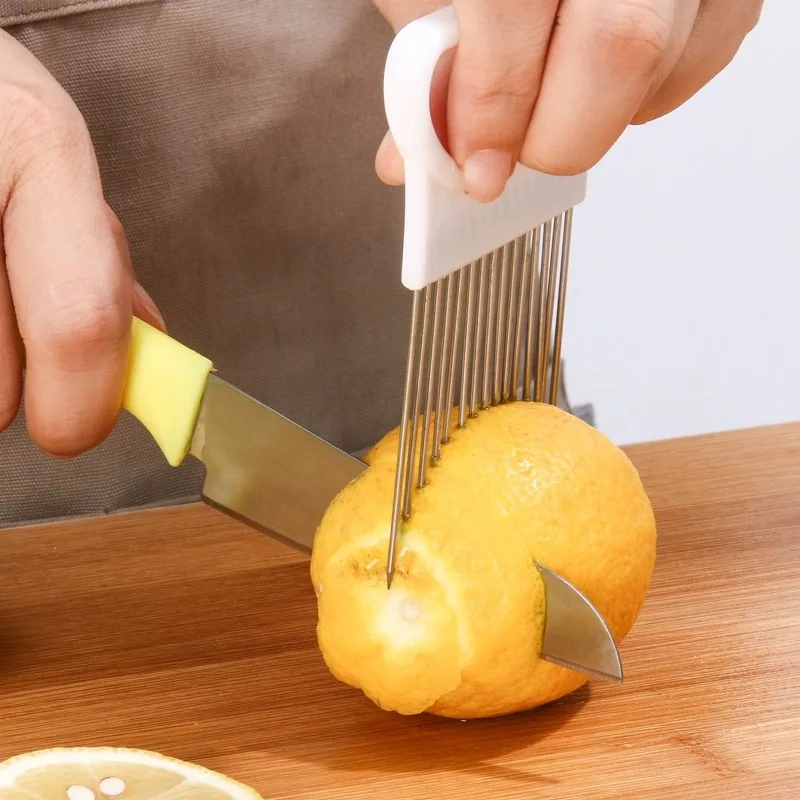 1～3個入り カラフルな玉ねぎスライサーで楽々玉ねぎ切り分け - Onion Holder Slicer のレビューと価格