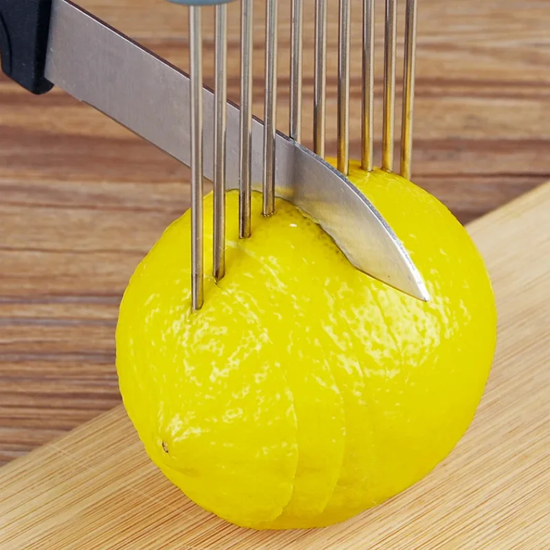 この1個入りのカラフルな玉ねぎスライサーで、簡単に玉ねぎを切 - Onion Holder Slicer のレビューと価格